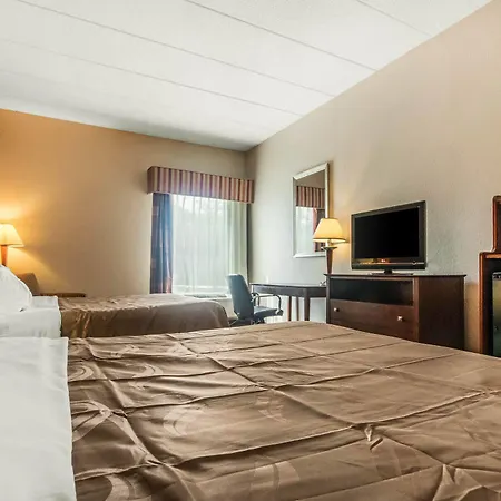 Quality Inn & Suites Lawrenceburg Extérieur photo
