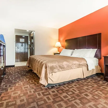 Quality Inn & Suites Lawrenceburg Extérieur photo