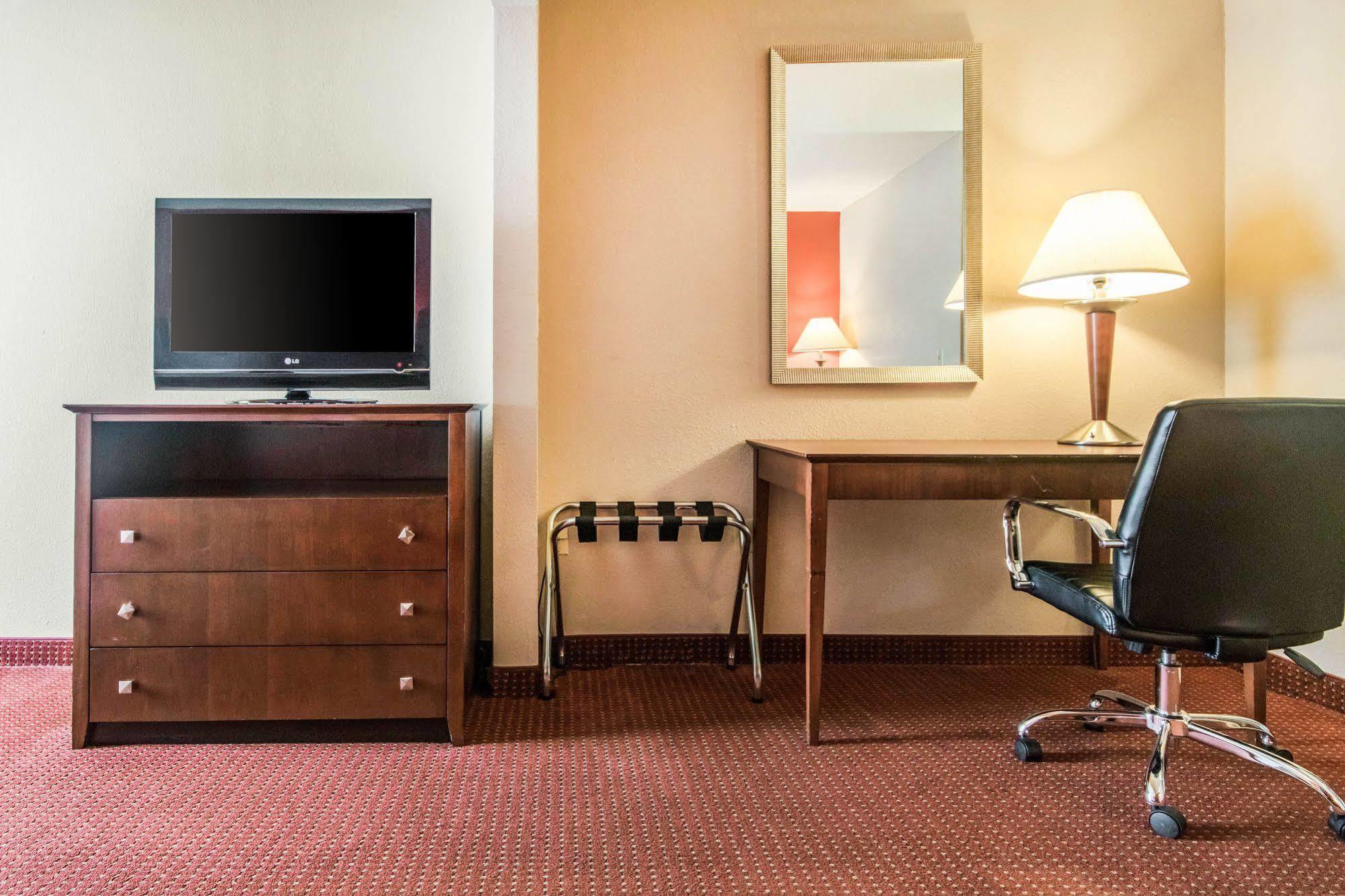 Quality & Hotel