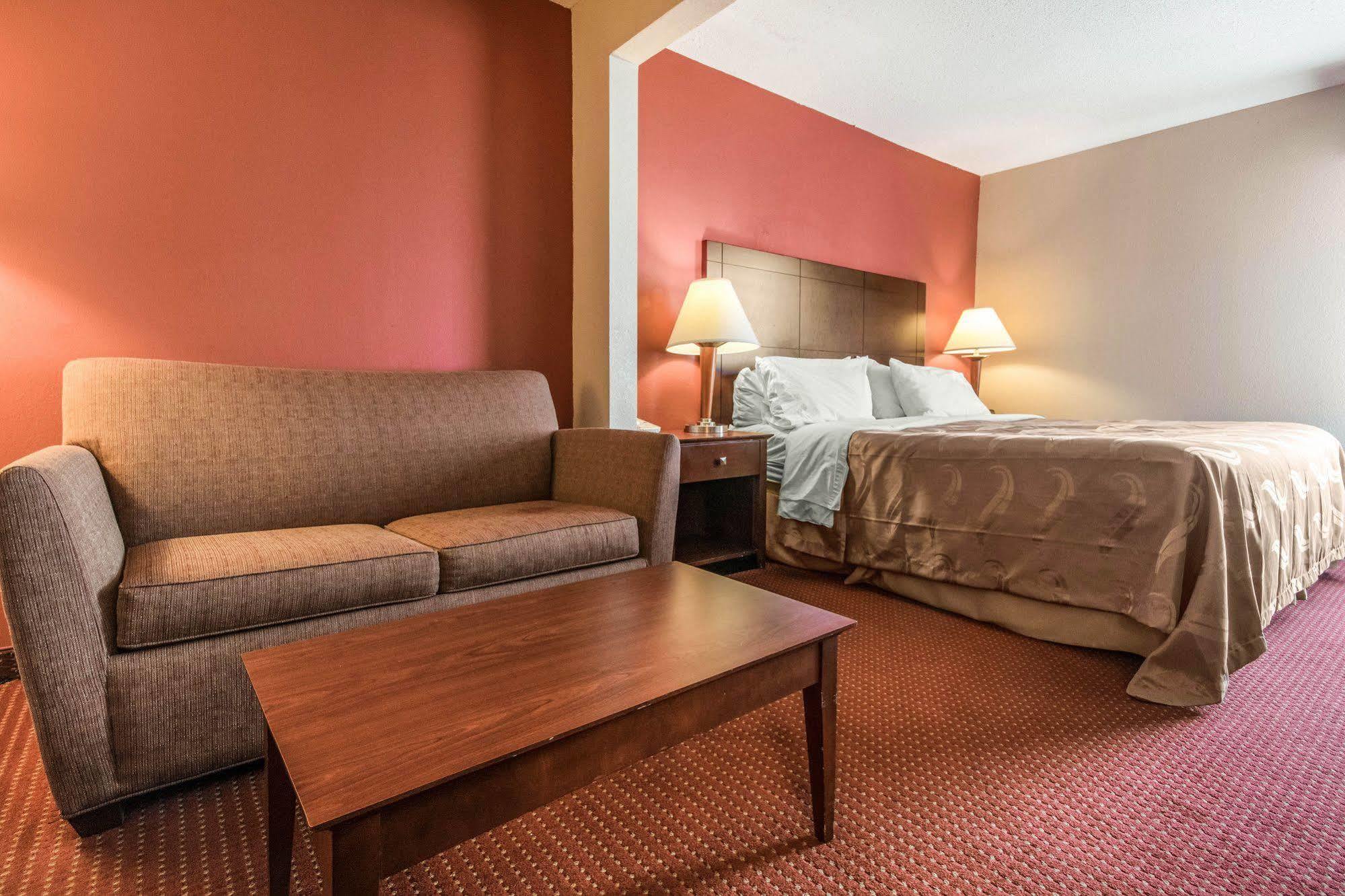 Quality & Hotel